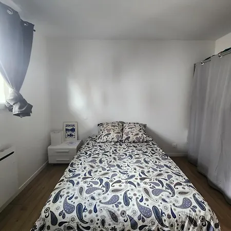 Chez Rena Проживание в семье